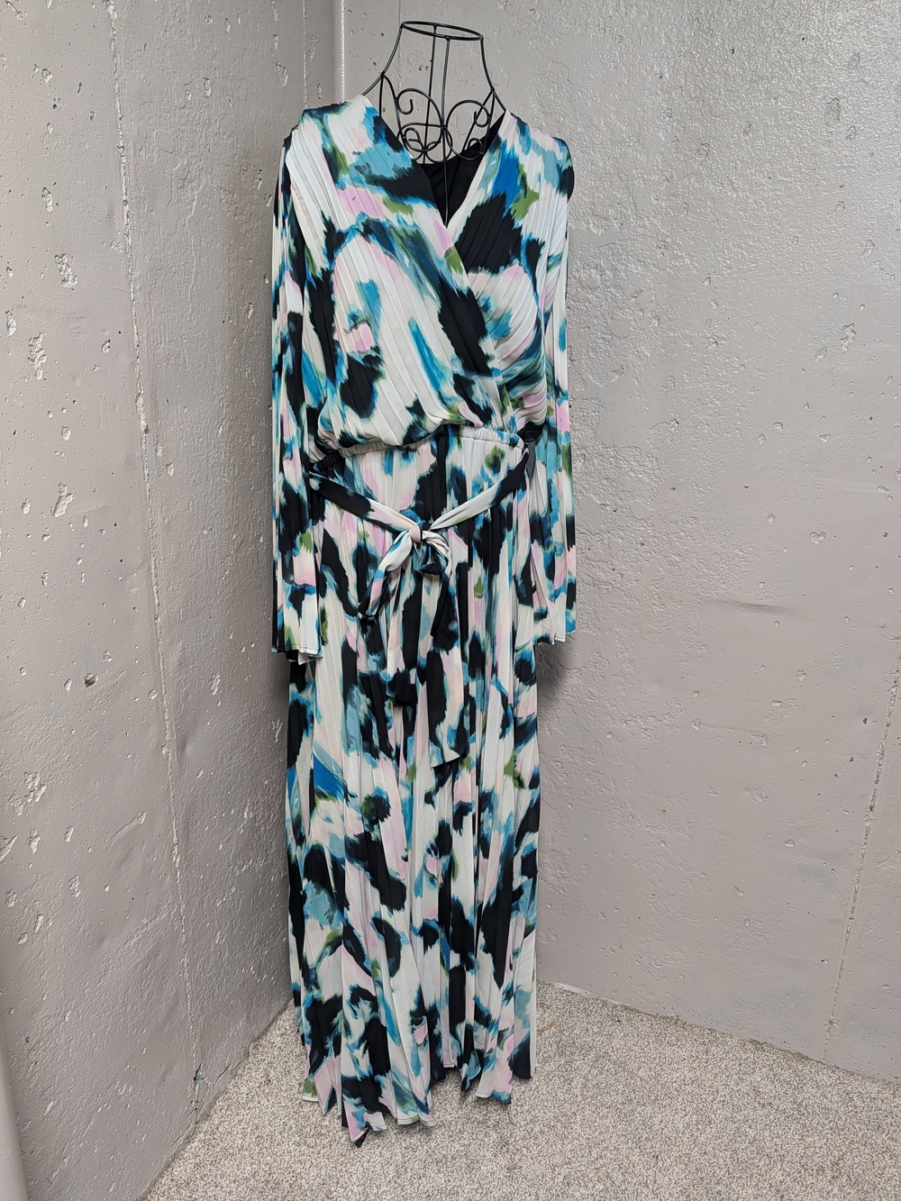 INC International Concepts Pleated Abstract Watercolor Maxi Dress NWT